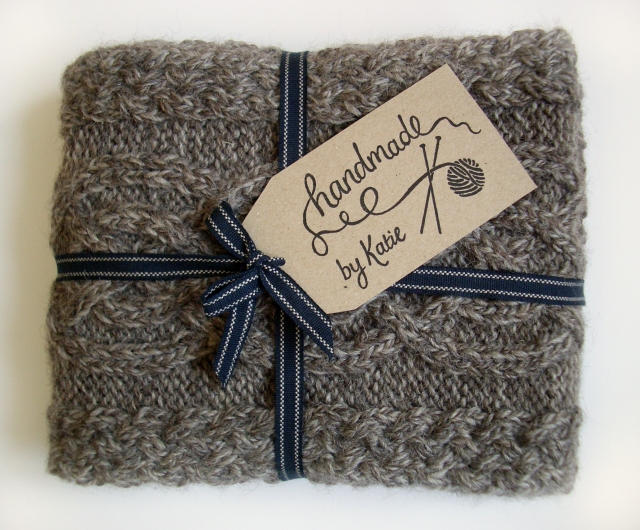 Handmade by Knitter's Stamp Label